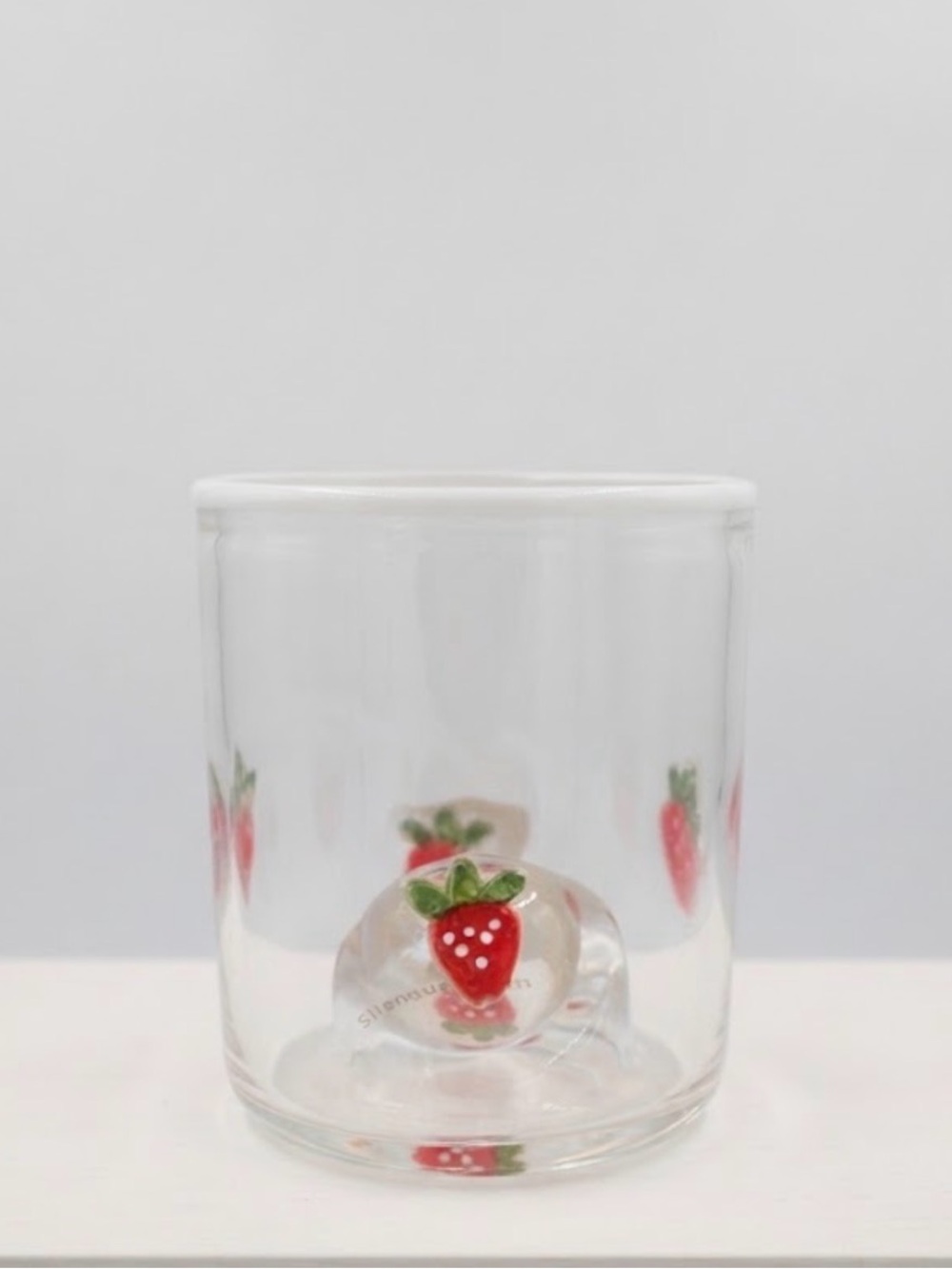 Anthropologie Rare Icon Juice Glass Strawberry New in Box - Picture 3 of 6
